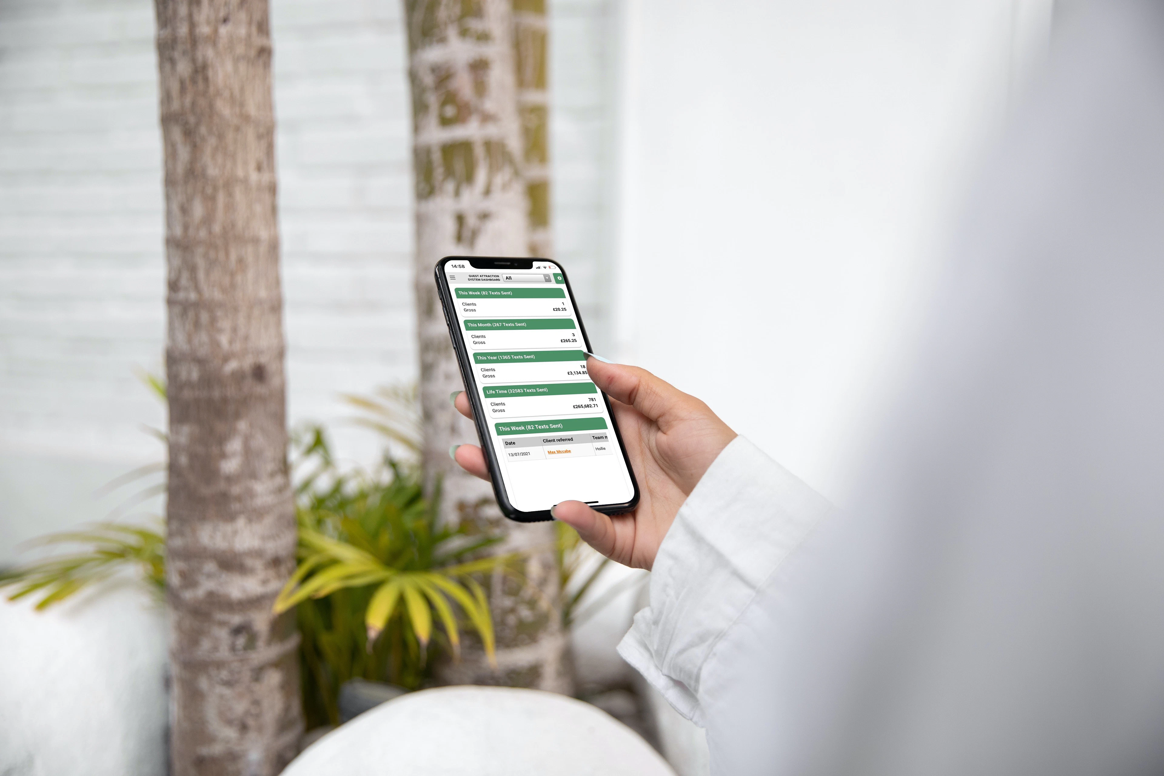 screenshot of SalonIQ